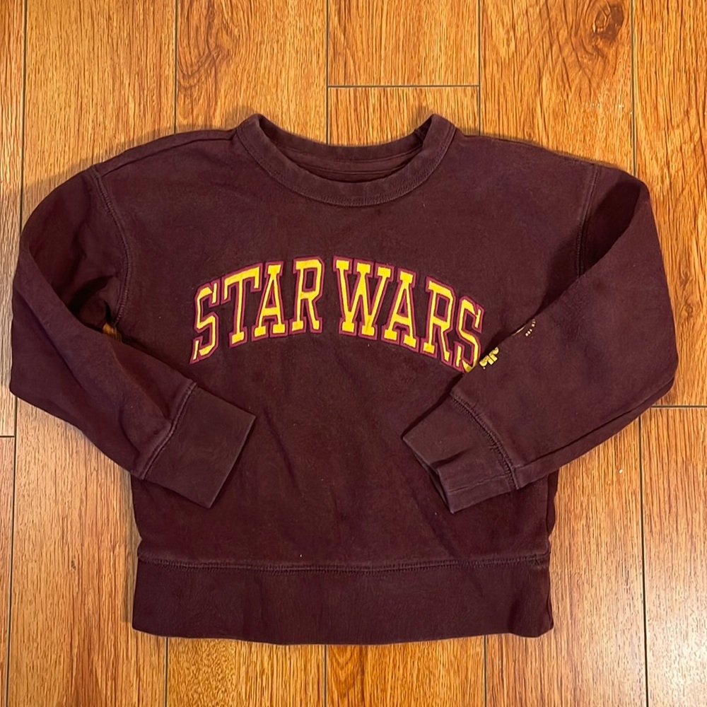 Gap Star Wars sweater (3 for $25 🎁)